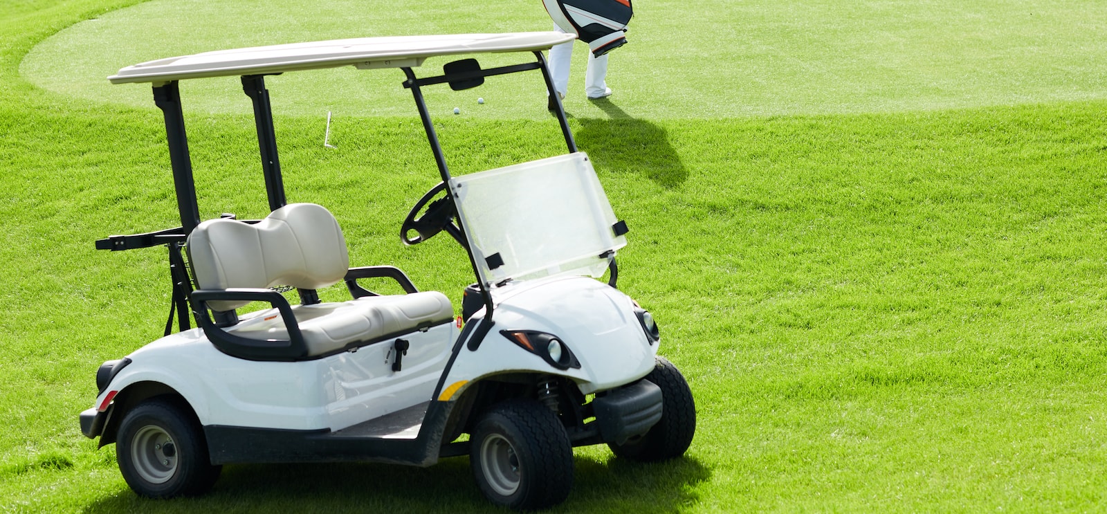 Buggy and Trolley Hire - The Burstead Golf Club in Billericay, Essex